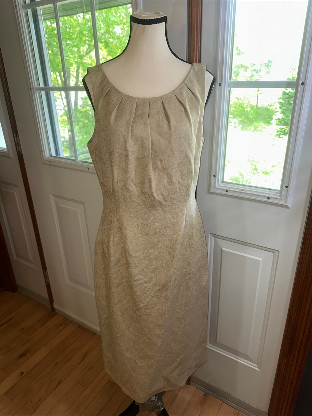 Tommy Bahama Light Sage Sleeveless Silk-Cotton Blend Midi Sheath Dress